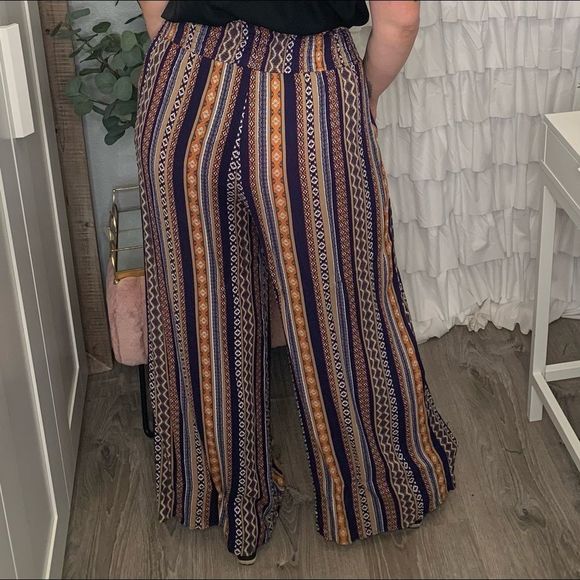 Blue & Orange Aztec Wide Leg Pants - Picture 5 of 6